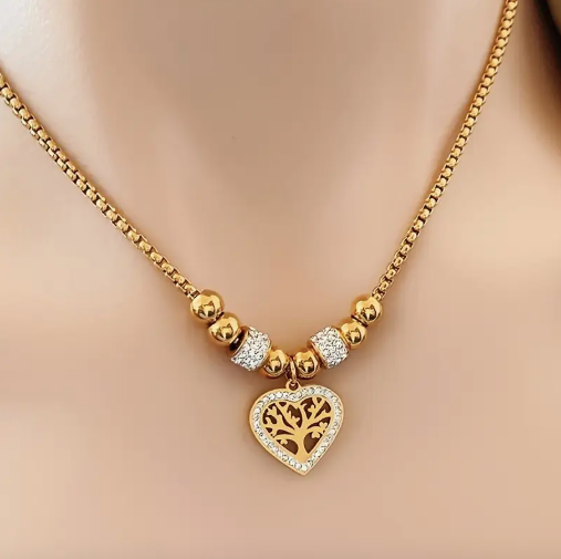 Aurelia Bold Link Toggle Necklace main image 1