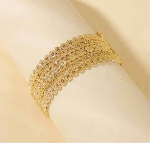 BR028 Everday Glam Bracelets