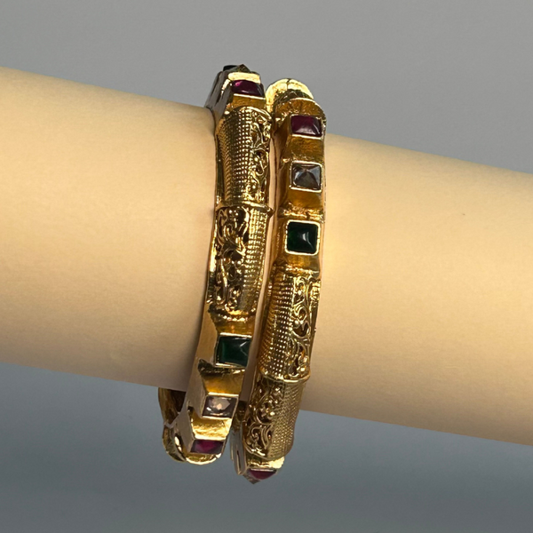 BR092 Ethnic Bangle