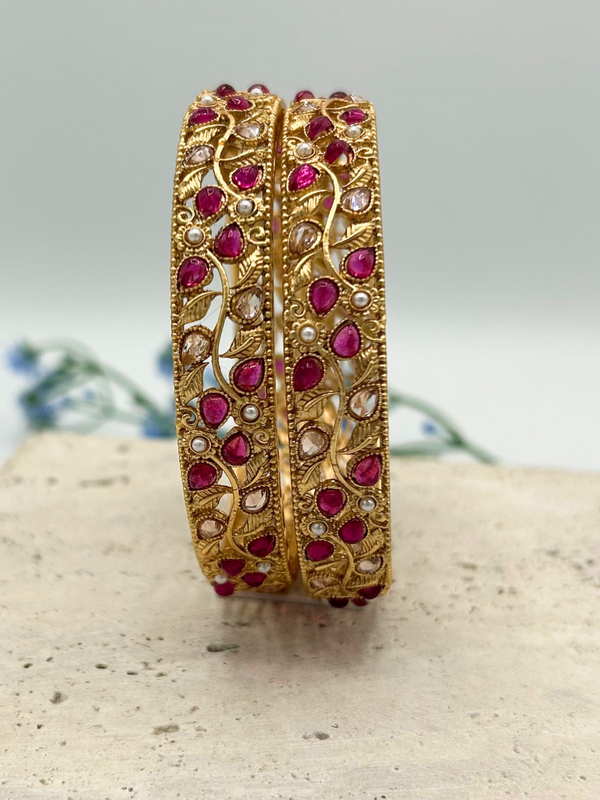 BR120 Ethnic Bangle