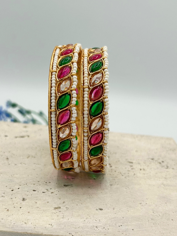 BR124 Ethnic Bangle