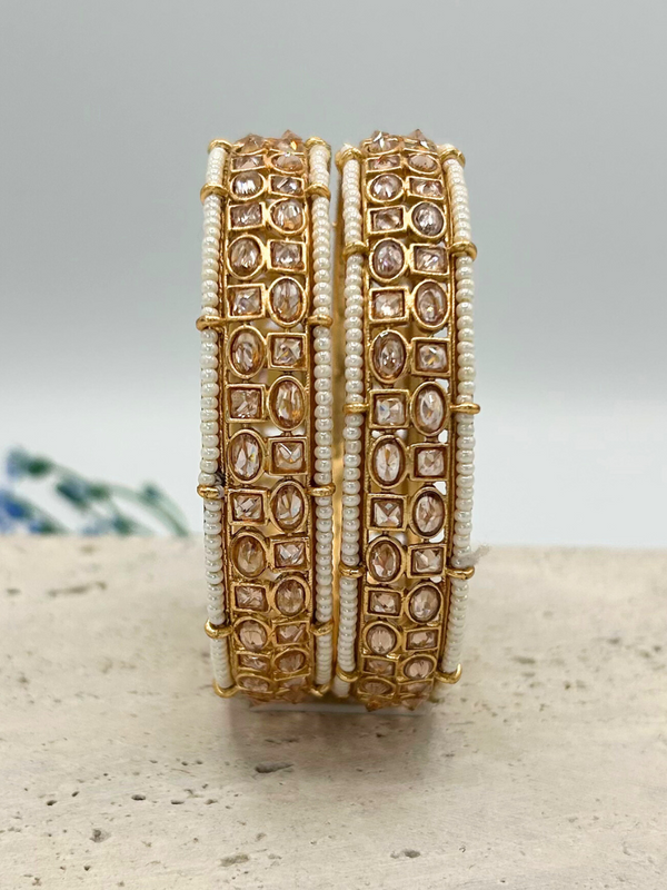 BR126 Ethnic Bangle
