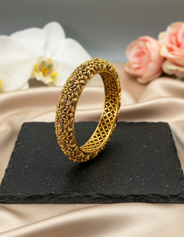 BR141 Ethnic Bangle
