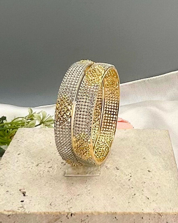 BR155 Ethnic Bangle
