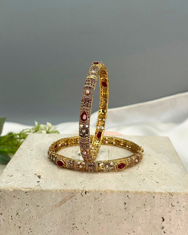 BR160 Ethnic Bangle