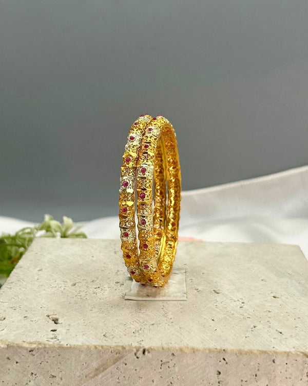 BR165 Ethnic Bangle