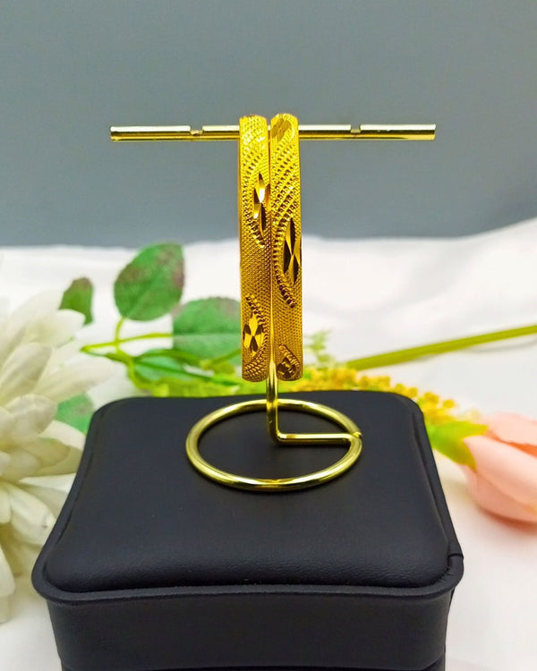 BR178 Everyday Glam Bangles Golden