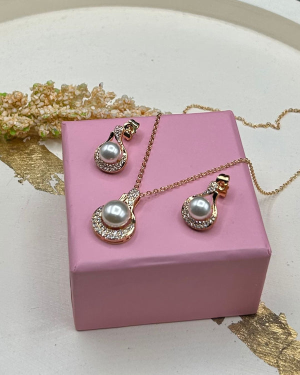 NK090 Everyday Glam Necklace