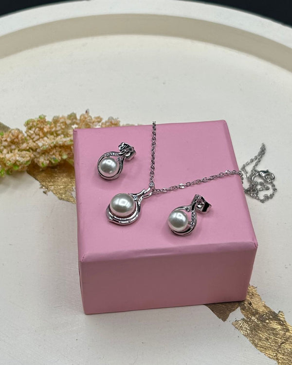 NK092 Everyday Glam Necklace