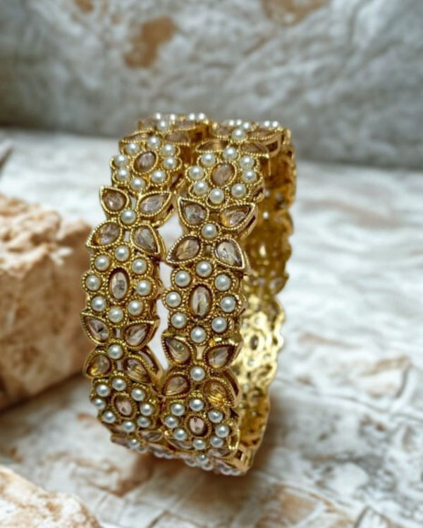 BR152 Ethnic Bangle